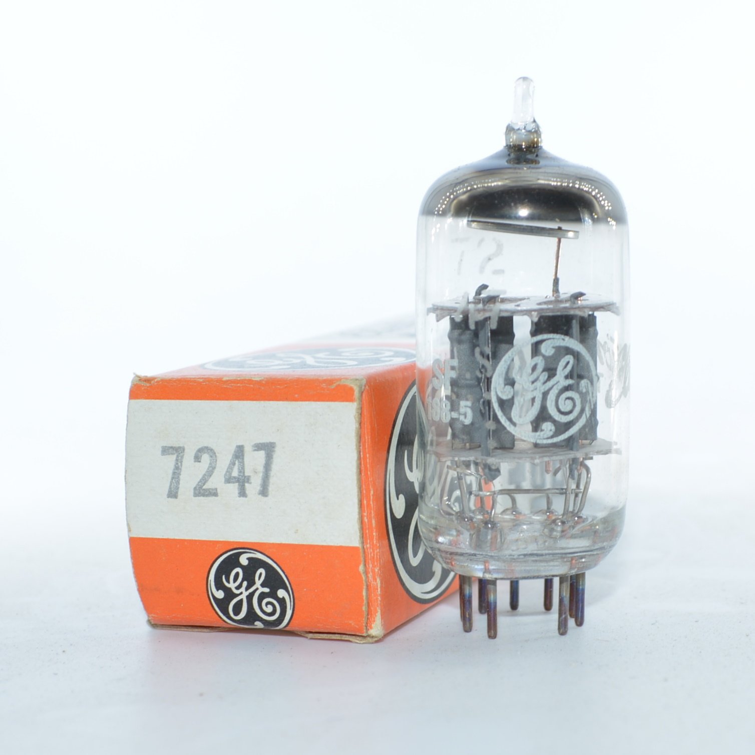 GE 7247 | ECC832 | 12DW7